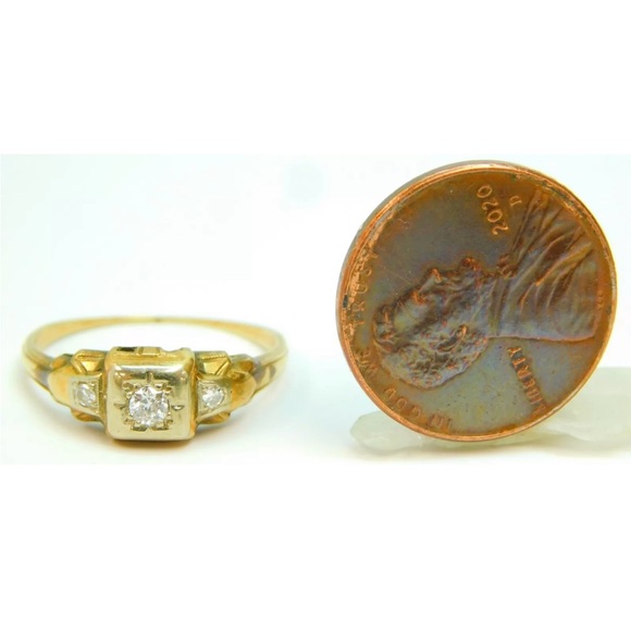 Estate Diamond ring. - Picture 6 of 8